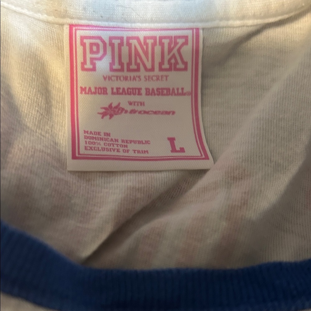 PINK Victoria's Secret Blue and White Raglan Top Chicago cubs - Picture 6 of 6